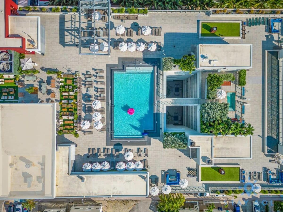 Apartment With Bay View Balcony - Pool - Up To 6 - Gym Hollywood Exterior photo