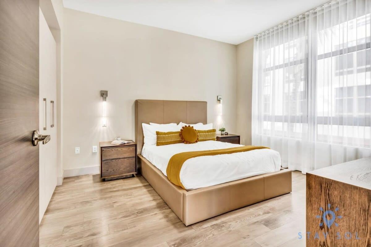 Apartment With Bay View Balcony - Pool - Up To 6 - Gym Hollywood Exterior photo
